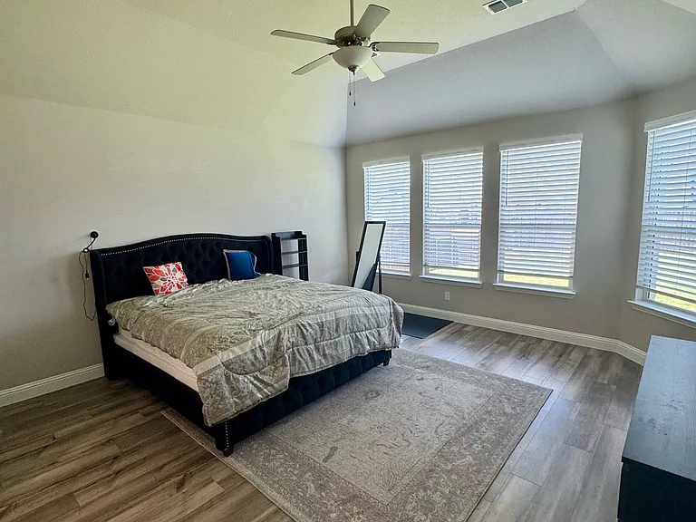1731 Tombstone Dr — Photo 8