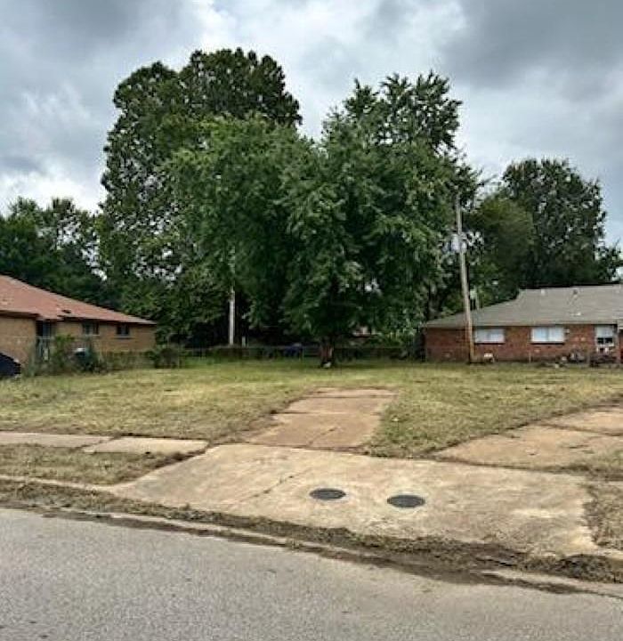 1st image of 0 Forest Glen St #557