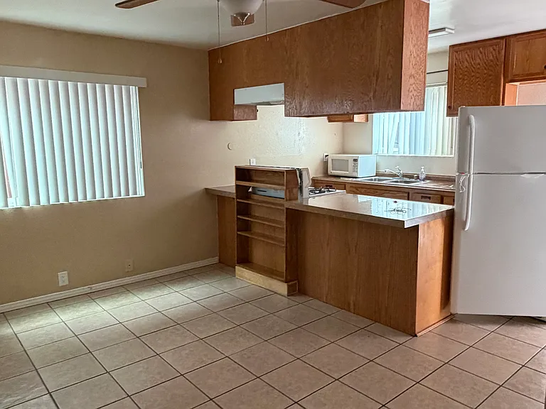 2613 B St #1 — Photo 5