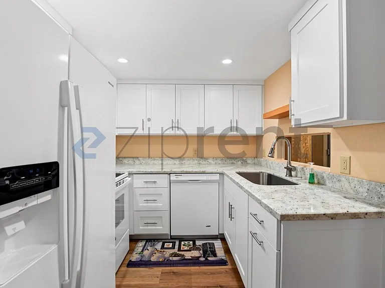 6533 N 7th Ave #34 — Photo 12