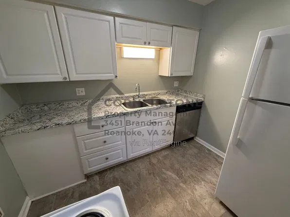 6700 Shingle Ridge Rd #7A, Roanoke, VA 24018