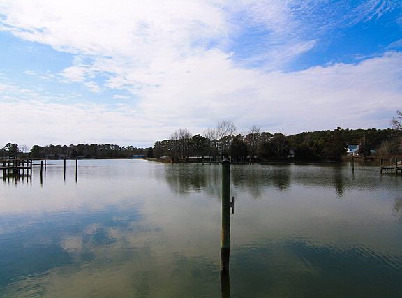 3rd image of 262 Deep Water Dr