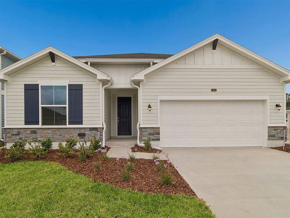 1st image of 75852 Walking Path Ln