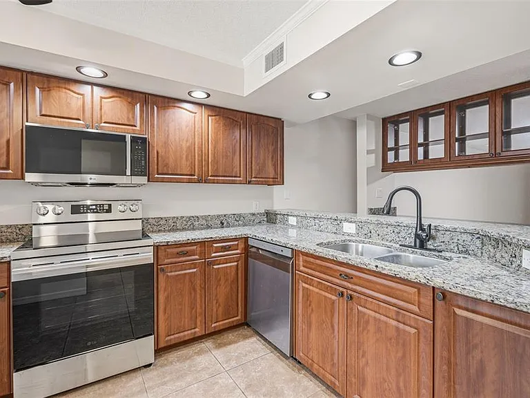 2533 Dolly Bay Dr #105 — Photo 8
