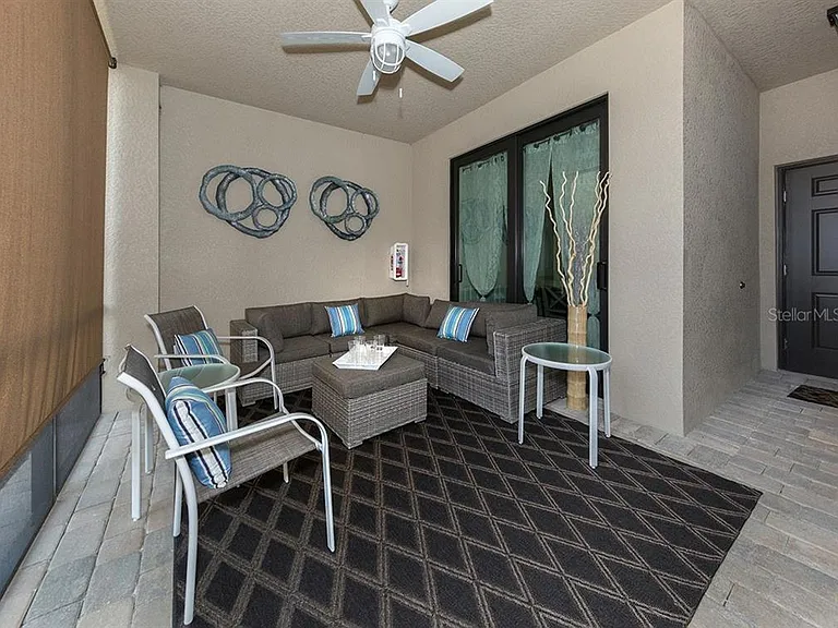 5528 Palmer Cir #105 — Photo 27