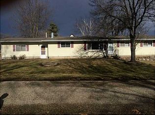 1607 Laurel St, Dallas Center, IA 50063