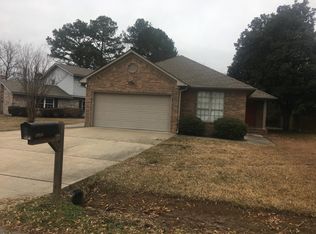 2850 Broadmoor Dr, Conway, AR 72034