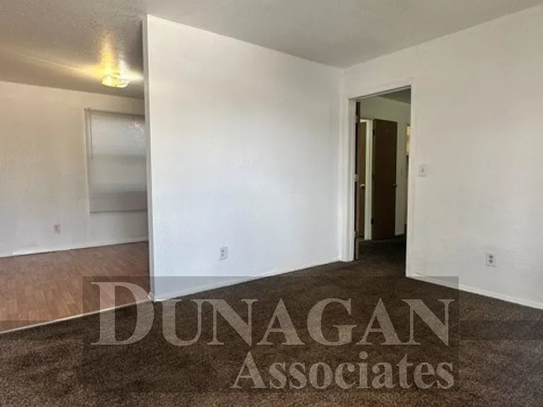 921 Franklin St — Photo 3