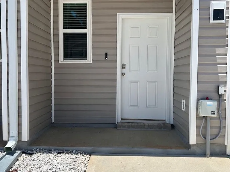 1226 Fairchild Village Dr — Photo 3