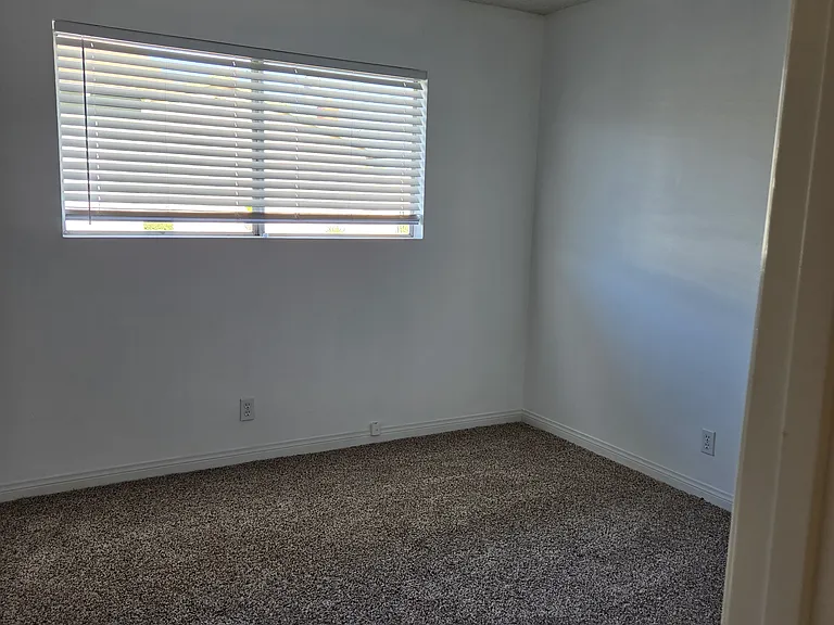 1320 E Trenton Ave — Photo 13