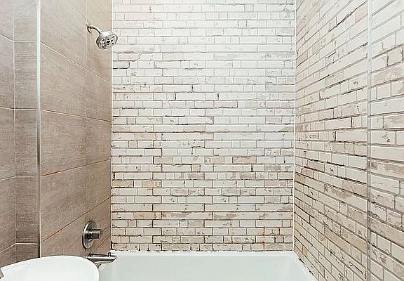 5th image of 343 Melrose St #1F