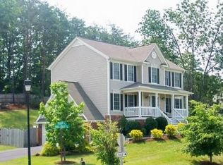 1313 Kings Crest Dr, Salem, VA 24153