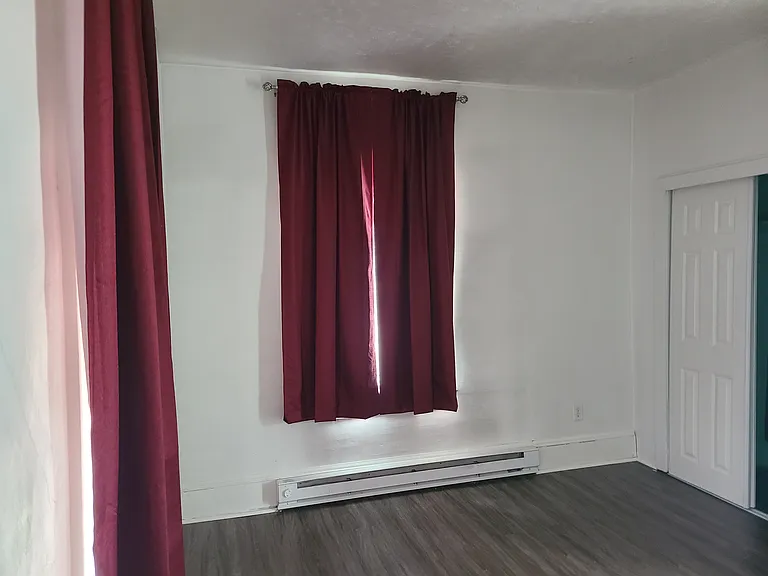 110 Summers St — Photo 18