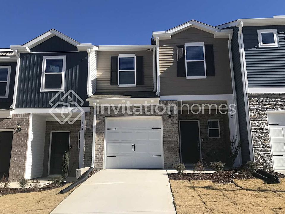 1st image of 922 Greenville Way