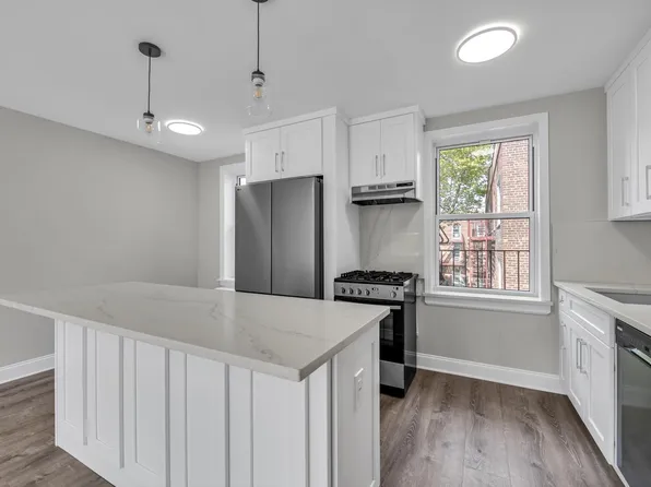 141-11 78th Road image 4 of 18