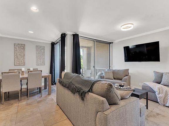 2nd image of 5301 Balboa Blvd #2A