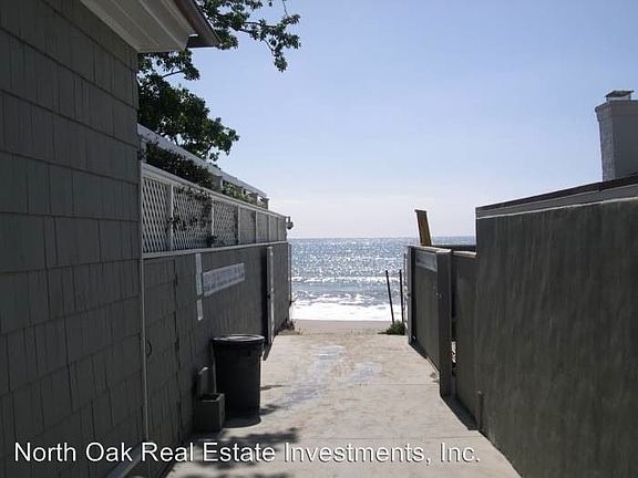 3rd image of 22159 Pacific Coast Hwy APT 1