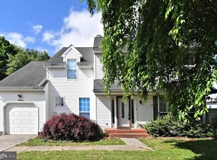 806 Saint Christopher Ln, Philadelphia, PA 19116