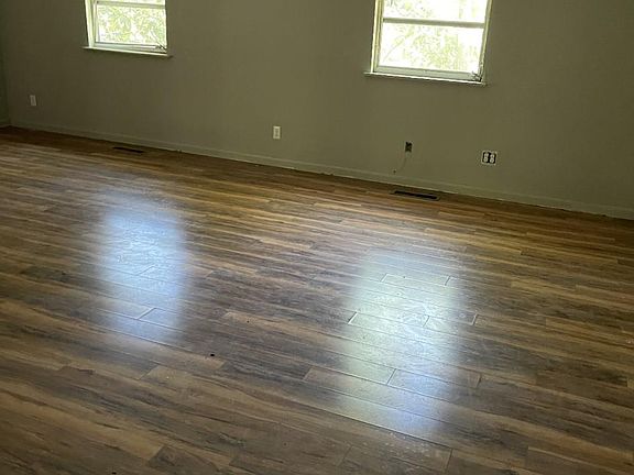 2nd image of 2920 Mock Dr