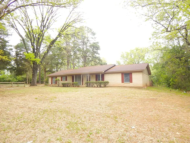 11927 State Highway 64 E — Photo 2