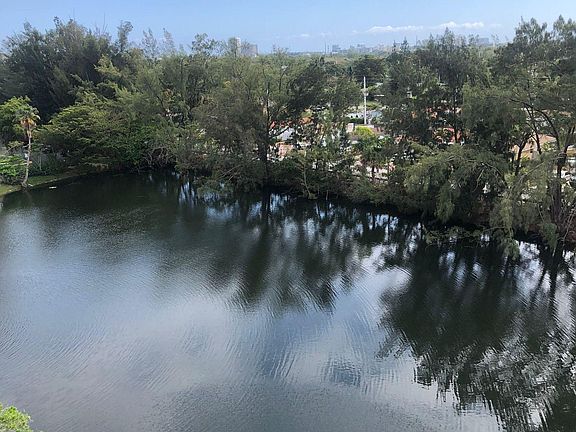 5th image of 1200 NE Miami Gardens Dr #8XX