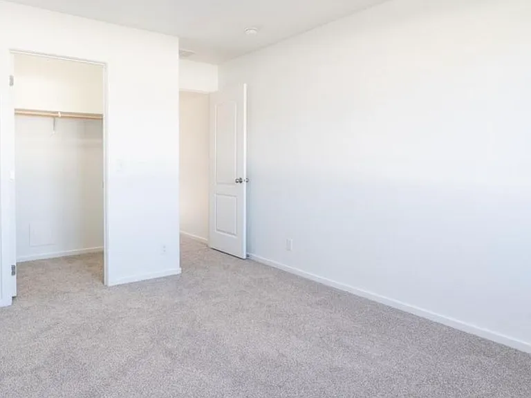 4662 W Tramore Dr — Photo 18