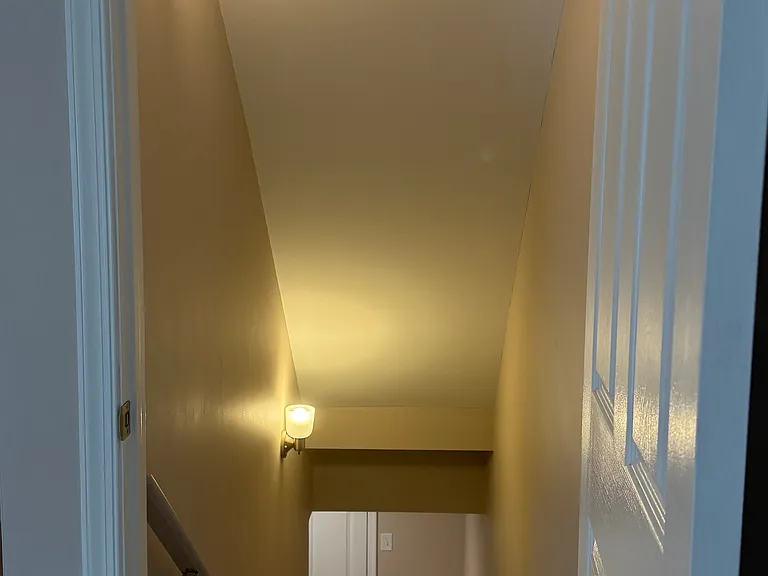 173 Queensbury Pl — Photo 17
