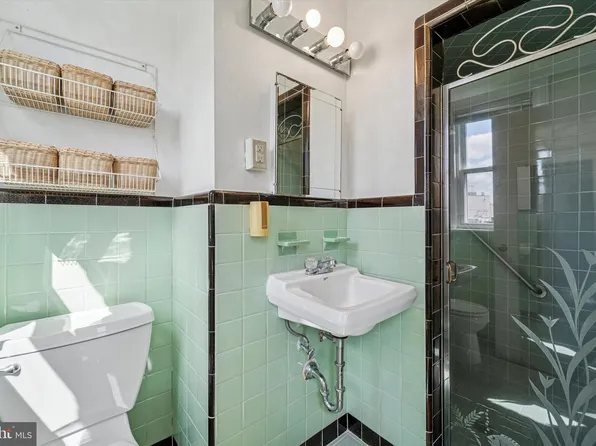 4419 Overbrook Ave, Philadelphia, PA 19131