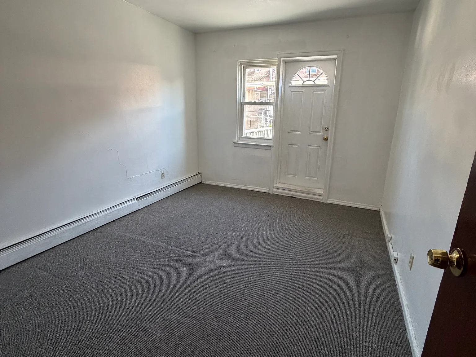 2 bed, 1100 sqft, $2,400 — Photo 3