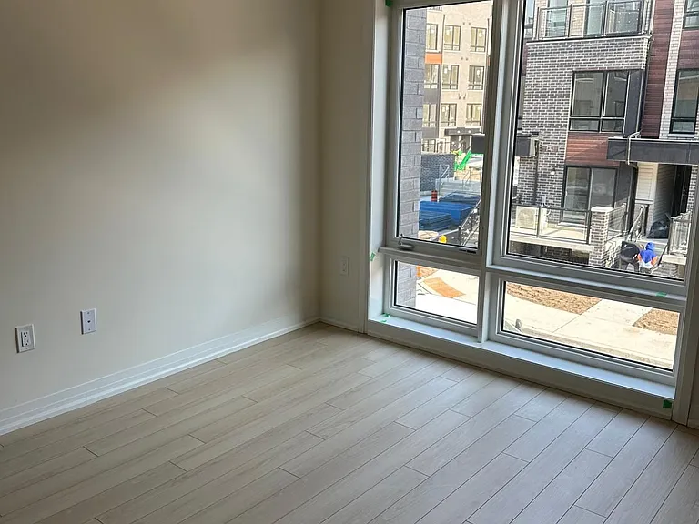 245 McLevin Ave #12 — Photo 7