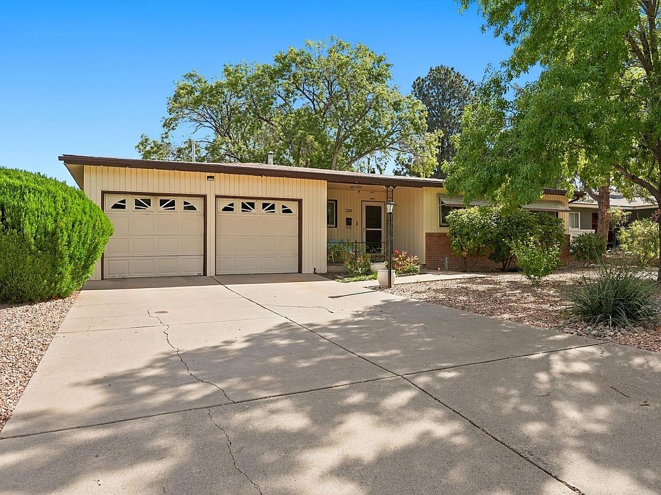 1st image of 1300 Mesilla St NE