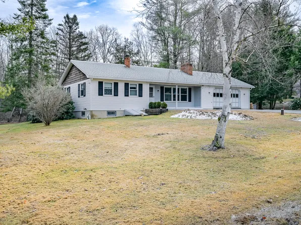 47 Maloy Avenue, West Gardiner, ME 04345