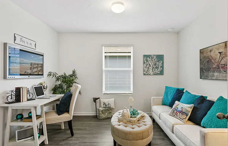 Loggia Pointe — Photo 16