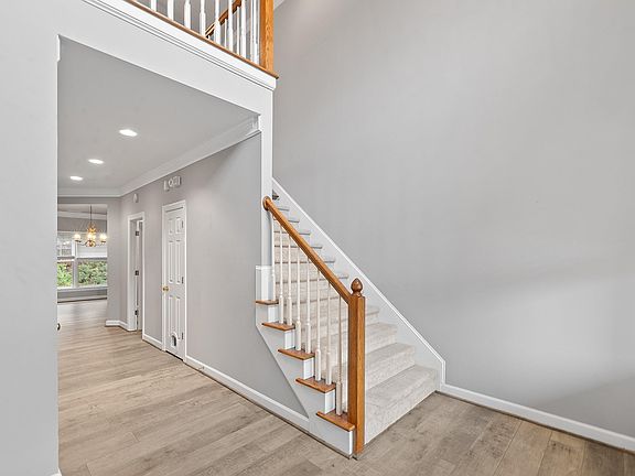 4th image of 8005 Satillo Ln