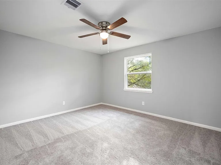 3823 Fernglade Dr — Photo 20