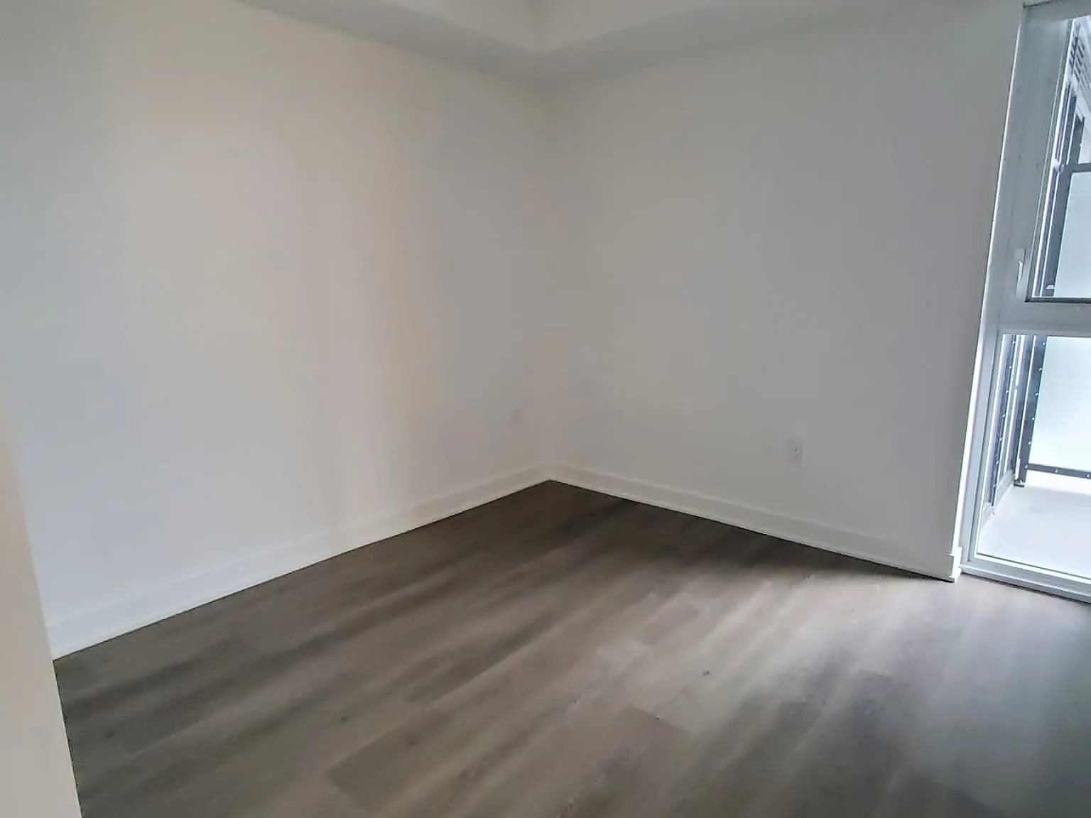 2 bed, $2,350 — Photo 2
