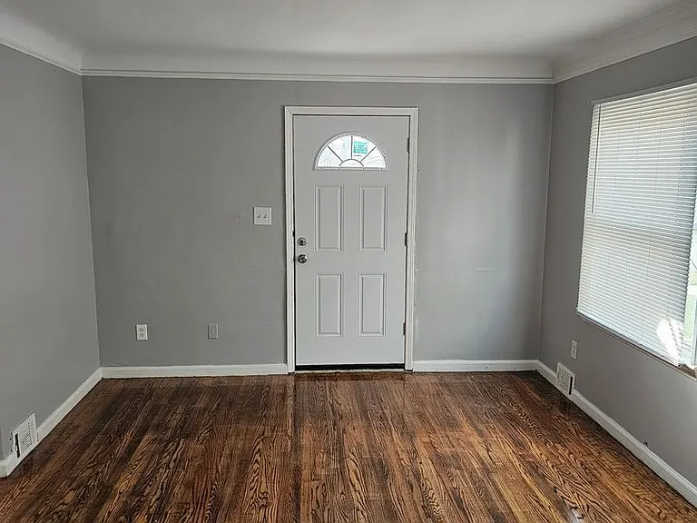 4196 Buckingham Elite Ave — Photo 11