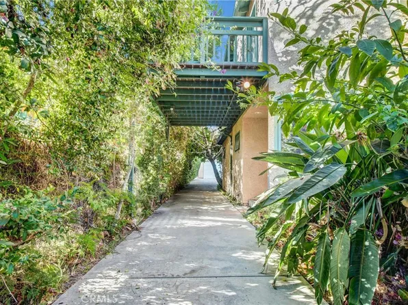 12833 Landale St, Studio City, CA 91604