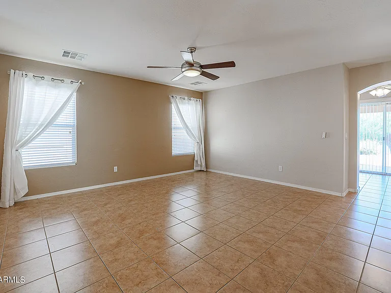 23339 W Twilight Trl — Photo 5