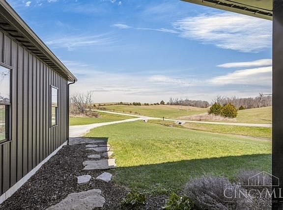 2nd image of 1139 Suck Run Rd