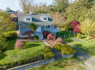 637 SE 2nd St, Newport, OR 97365