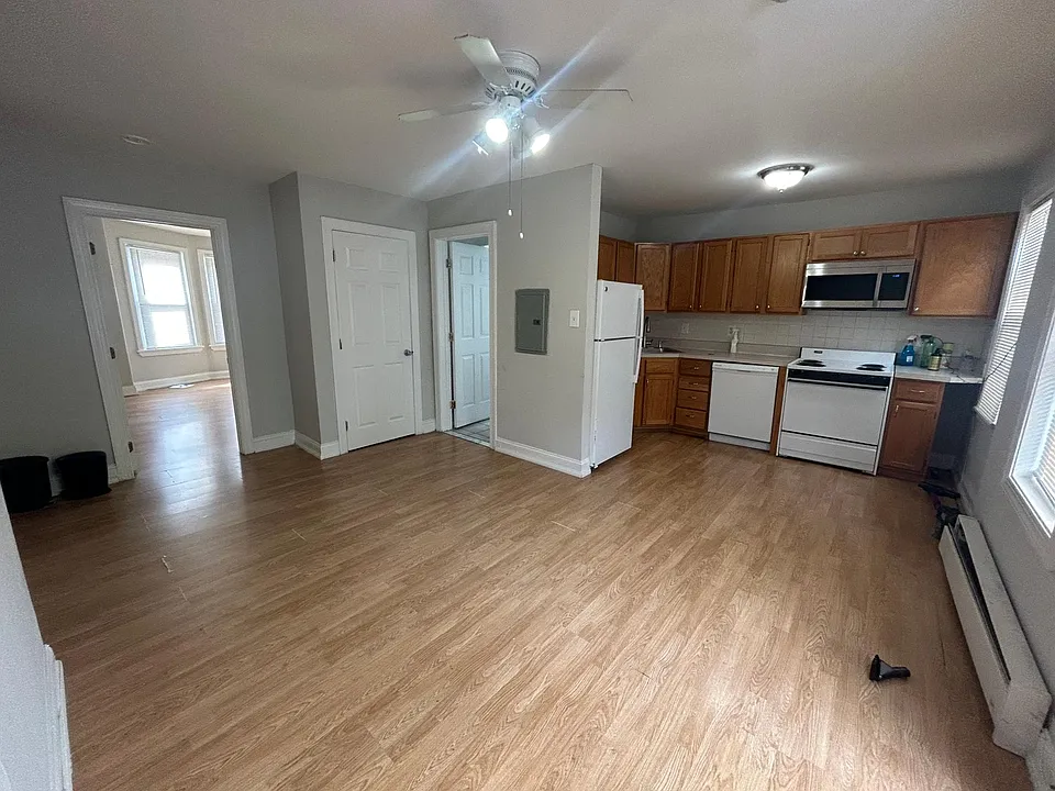 4161 Ridge Ave #10