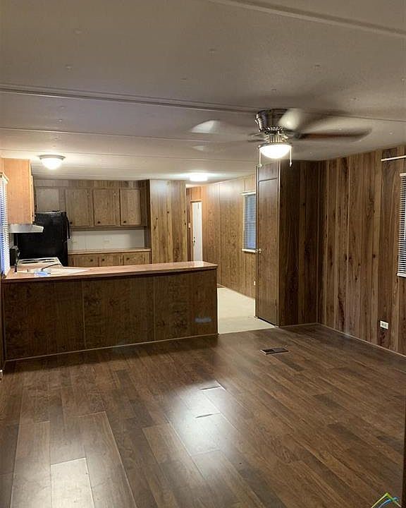 1st image of 20471 Shore Breeze Dr