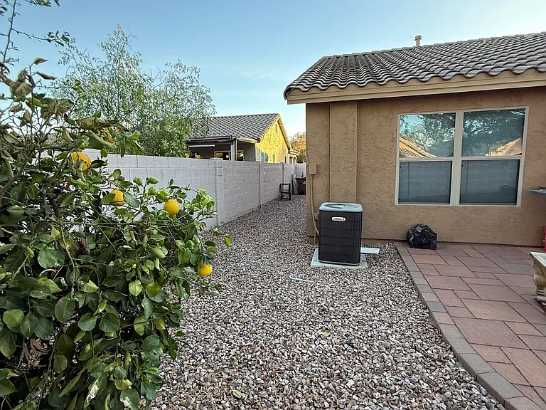 3328 W Belle Ave — Photo 7
