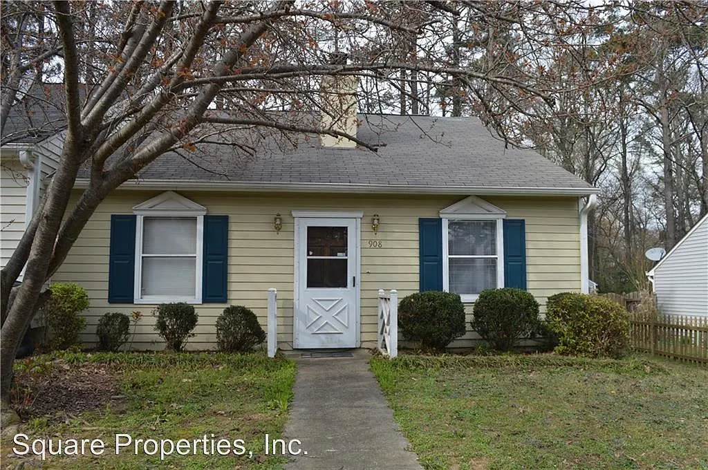 908 Westland Dr photo 1