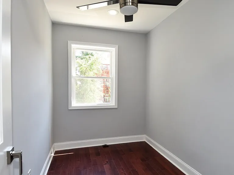 1373 Downing St NE — Photo 11