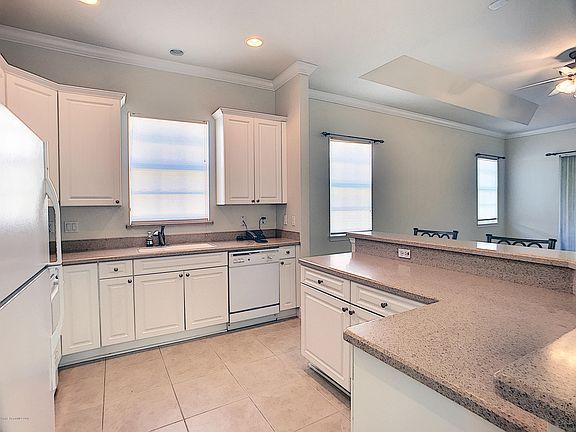 5th image of 4029 Judith Ave #30