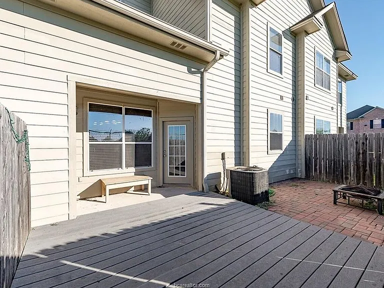 1425 W Villa Maria Rd #602 — Photo 3
