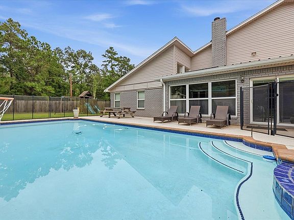 2nd image of 7165 Carroll Ln