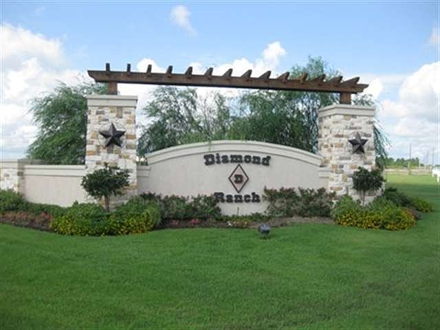 2235 Diamond D Dr Beaumont TX 77713 MLS 231806 Zillow